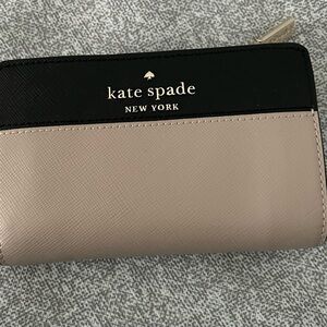 CLEARANCE NNT Kate Spade Small Color Block Wallet